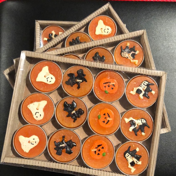 NWT (4 boxe) Halloween Tea Light candles - Picture 1 of 7